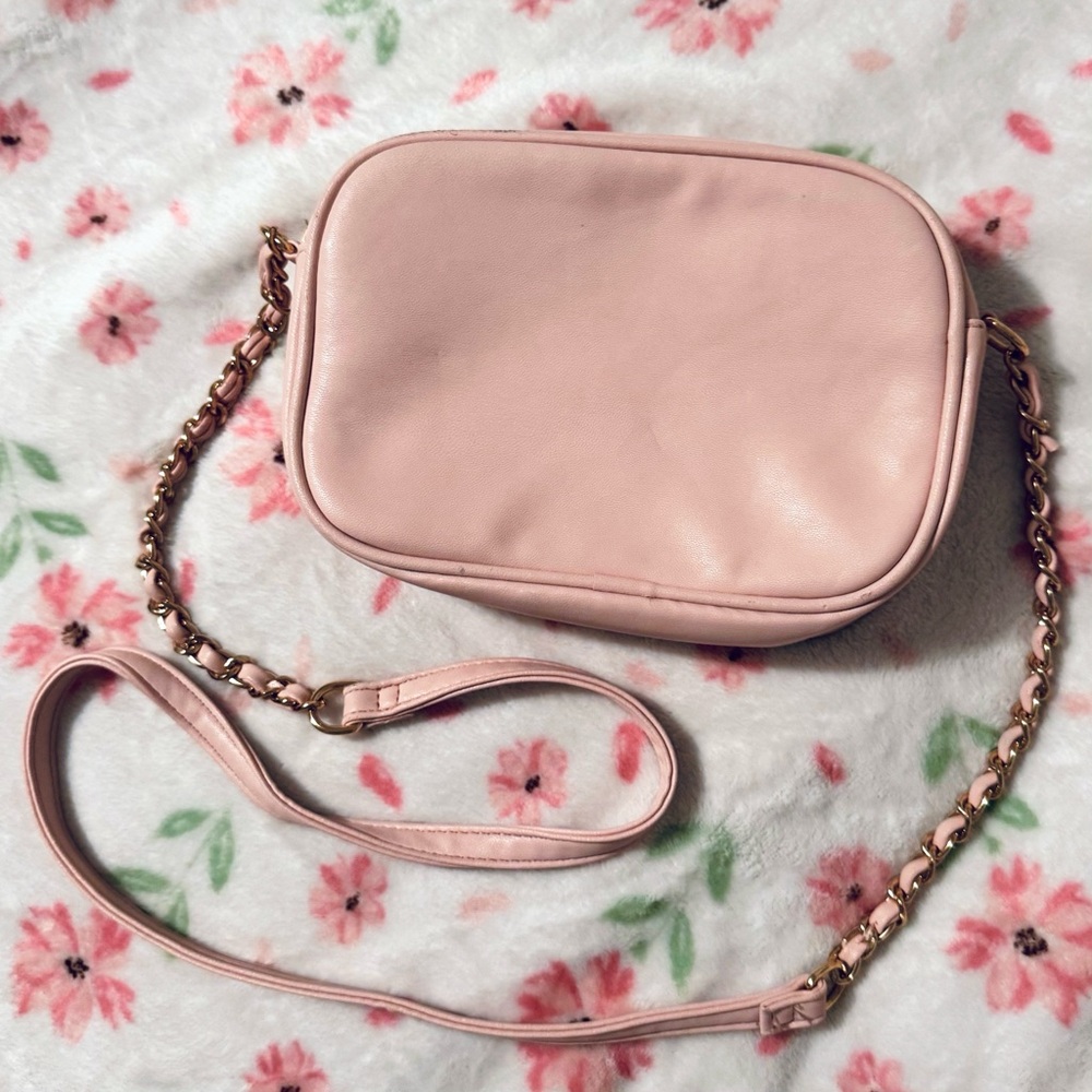 Forever 21 Blush Quilted Crossbody Bag - Picture 2 of 5
